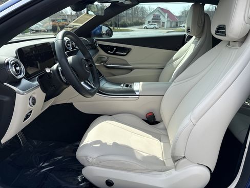 Used 2024 Mercedes-Benz CLE 300 4MATIC Cabriolet image 16