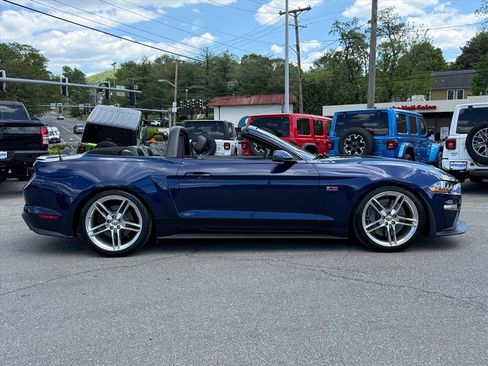 Used 2018 Ford Mustang GT Premium w/ GT Performance Package image 3