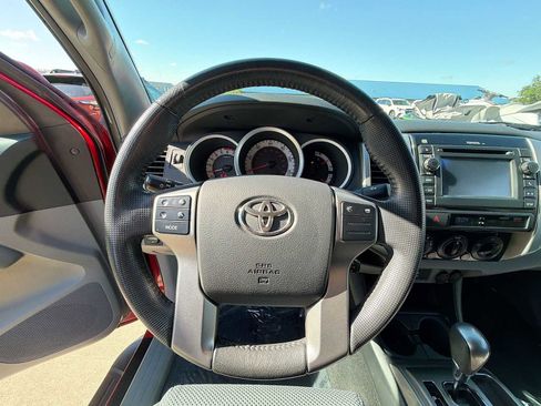 Used 2013 Toyota Tacoma 4x4 Double Cab w/ TRD Sport Pkg image 19