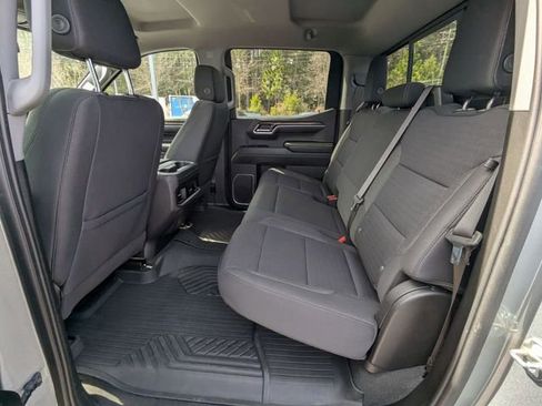 Used 2023 Chevrolet Silverado 1500 LT Trail Boss w/ Convenience Package II image 10