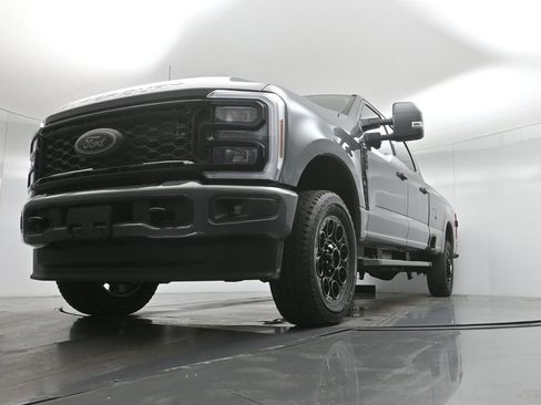 New 2026 Ford F350 XLT w/ XLT Premium Package image 44