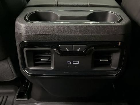 Used 2025 GMC Sierra 2500 AT4X AWD/4WD image 39
