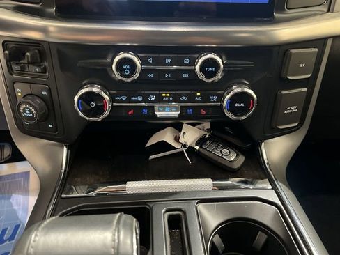 Certified 2022 Ford F150 Lariat image 17