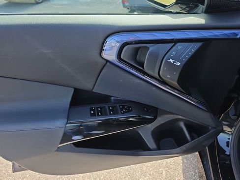 Used 2025 BMW X3 M50 w/ Premium Package image 19