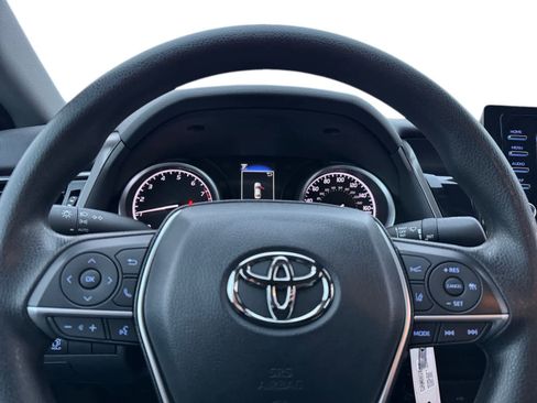Certified 2022 Toyota Camry LE image 16