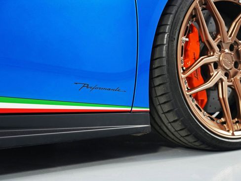 Used 2018 Lamborghini Huracan Performante image 68