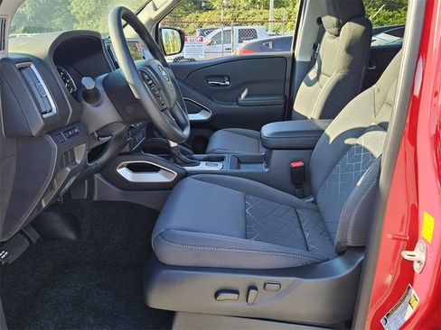 New 2026 Nissan Frontier SV w/ Tow Package image 3