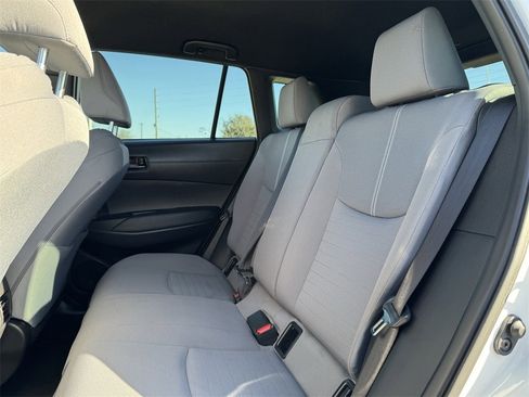 Used 2025 Toyota Corolla Cross AWD Hybrid image 20
