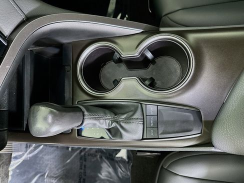 Used 2024 Toyota Camry SE w/ Convenience Package image 22