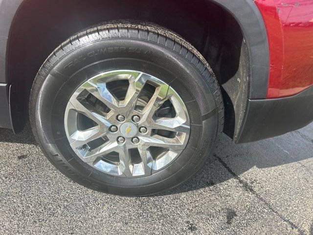 Used 2021 Chevrolet Traverse LT FWD image 51