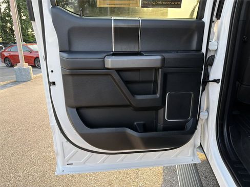 Used 2019 Ford F450 Platinum w/ Platinum Ultimate Package AWD/4WD image 21