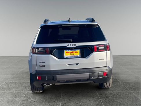 New 2026 Jeep Cherokee Overland AWD/4WD image 4