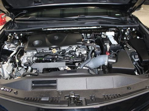 Used 2024 Toyota Camry SE AWD/4WD image 14