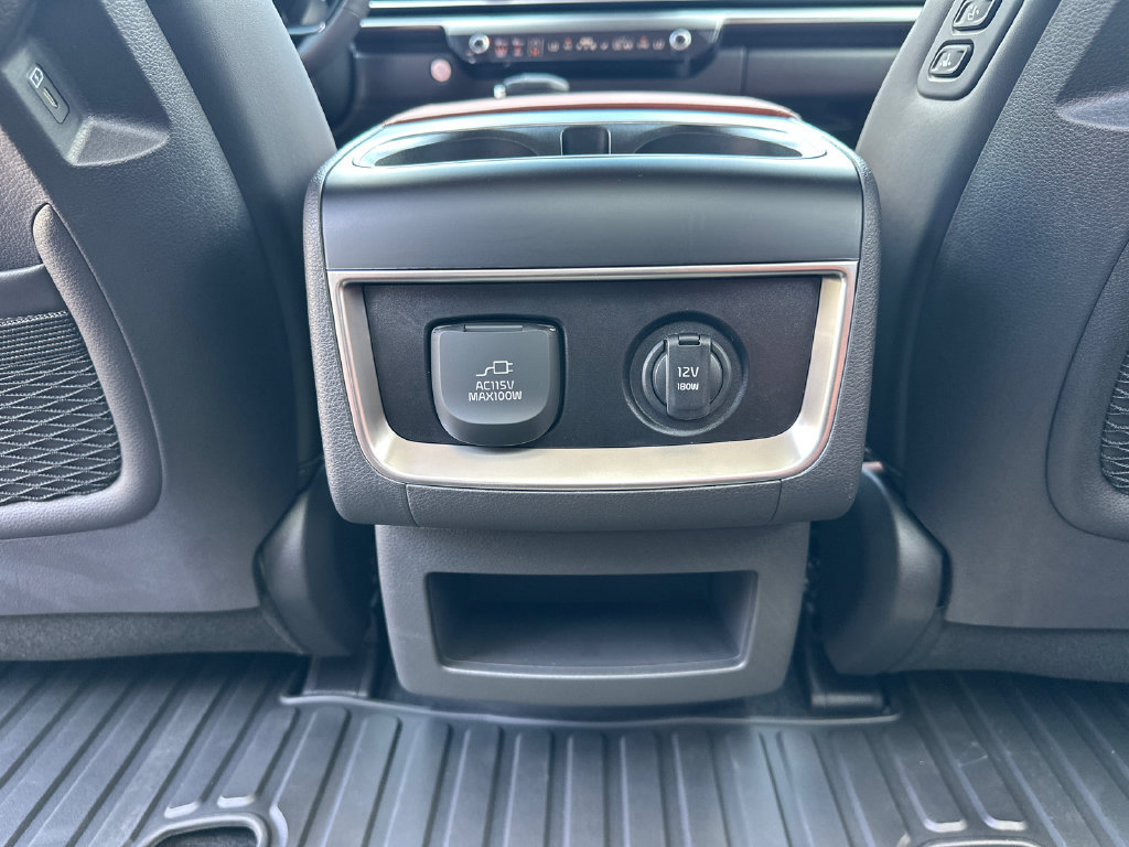 New 2027 Kia Carnival SX w/ Dark Edition Package FWD image 22