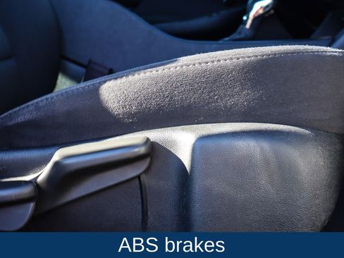 Used 2023 Chevrolet Malibu LT image 16