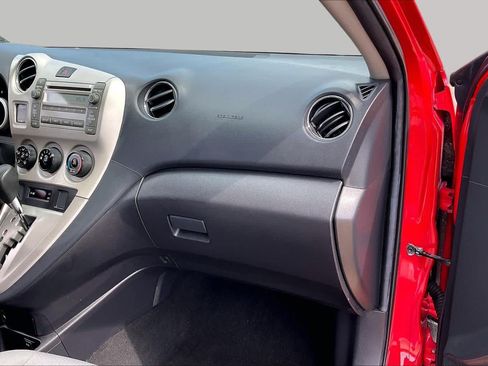 Used 2009 Toyota Matrix FWD image 22