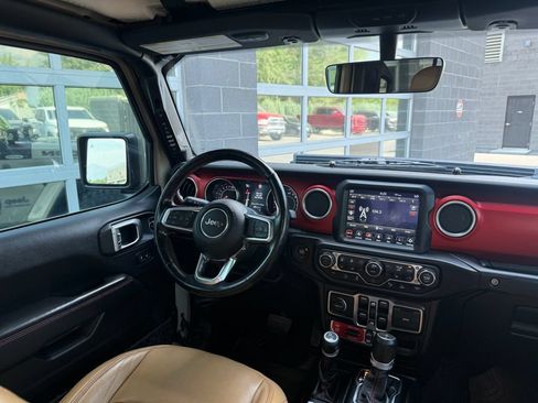 Used 2020 Jeep Gladiator Rubicon AWD/4WD image 41