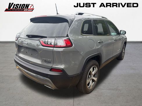 Used 2021 Jeep Cherokee Limited AWD/4WD image 4