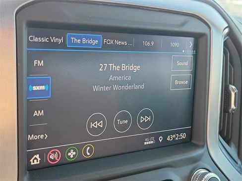 Used 2021 GMC Sierra 1500 SLE w/ X31 Off-Road Package image 27