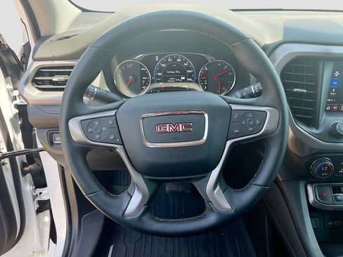 Used 2023 GMC Acadia AT4 w/ Technology Package AWD/4WD image 11