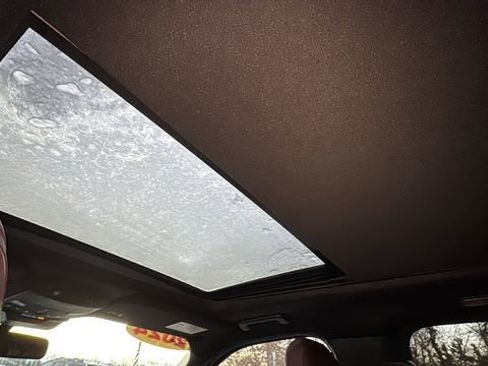 Used 2024 Ford Expedition Max Limited image 9