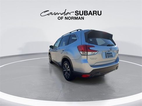 Used 2022 Subaru Forester Limited image 6