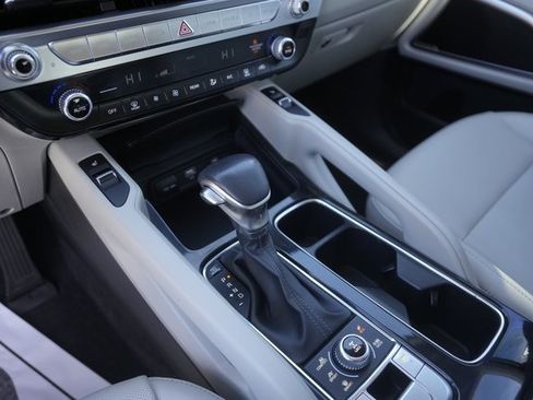 Used 2023 Kia Telluride S image 27
