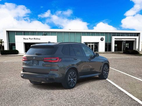 Used 2023 BMW X5 M50i w/ Executive Package image 8