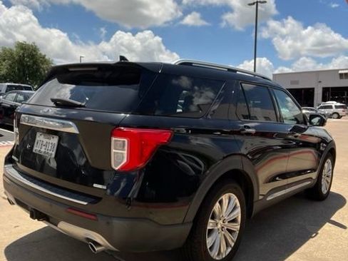 Used 2020 Ford Explorer Limited w/ Class III Trailer Tow Package AWD/4WD image 4