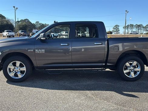 Used 2017 RAM 1500 Big Horn image 5