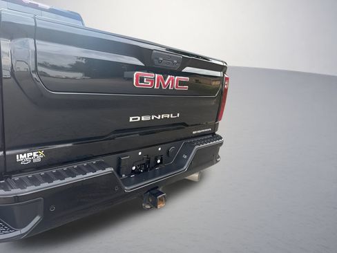 Used 2025 GMC Sierra 2500 Denali AWD/4WD image 40