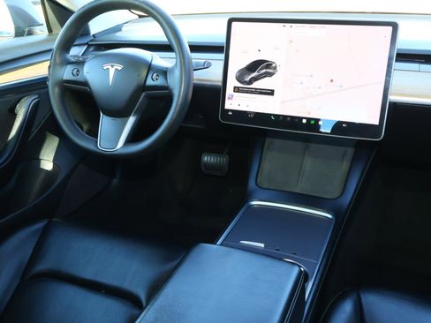 Used 2022 Tesla Model 3 Long Range image 8