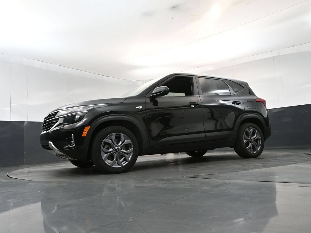 Certified 2024 Kia Seltos LX AWD/4WD image 20