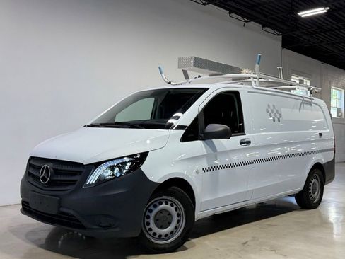 Used 2019 Mercedes-Benz Metris image 1