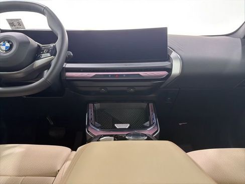 Used 2026 BMW X3 xDrive30 w/ Convenience Package image 35