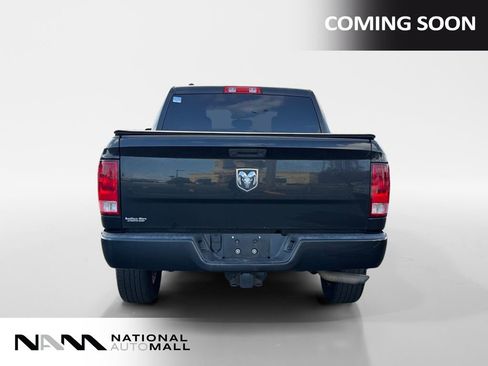 Used 2018 RAM 1500 Express w/ Express Value Package RWD image 3
