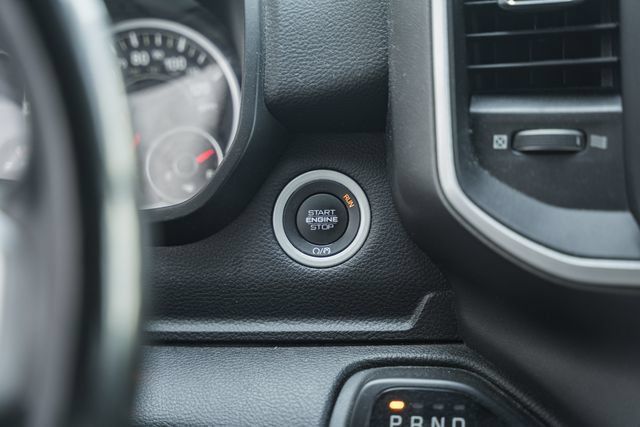 Used 2021 RAM 1500 Big Horn AWD/4WD image 32