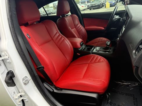 Used 2020 Dodge Charger GT w/ Blacktop Package RWD image 16