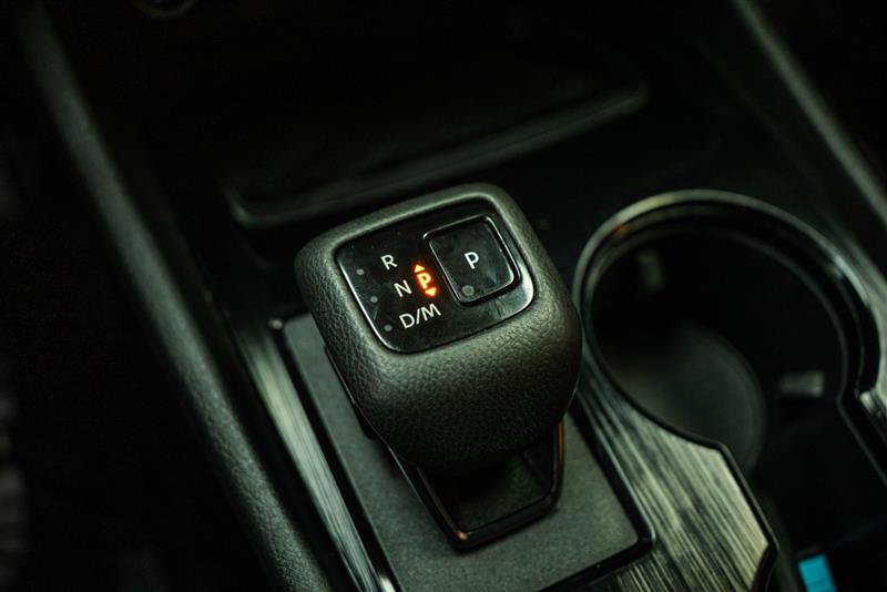 Used 2022 Nissan Rogue SV FWD image 20