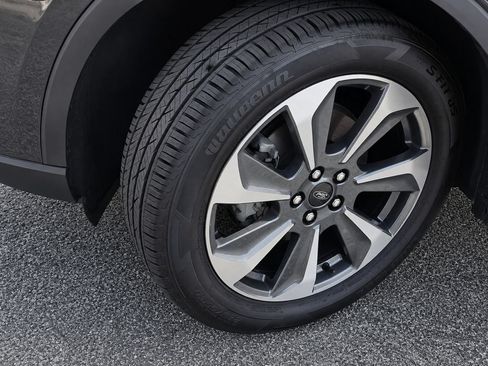 Used 2025 Ford Escape Platinum AWD/4WD image 12