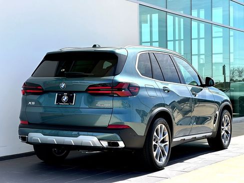 New 2026 BMW X5 sDrive40i w/ Climate Comfort Package image 4
