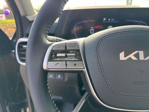 New 2025 Kia Telluride S FWD image 26
