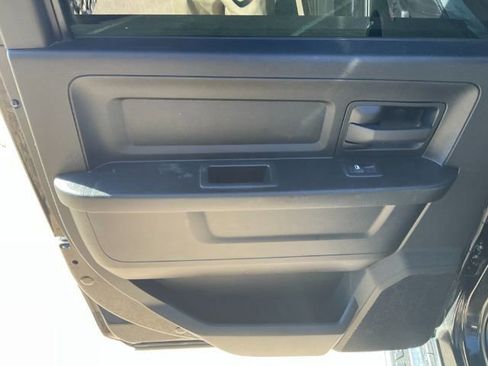 Used 2022 RAM 3500 Tradesman w/ Chrome Appearance Group AWD/4WD image 18