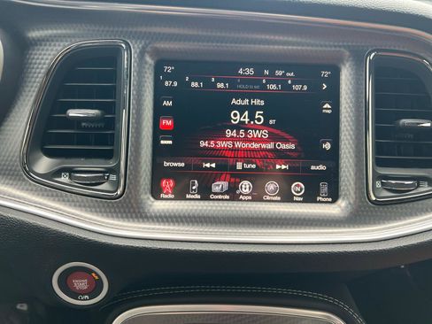 Used 2016 Dodge Challenger SRT Hellcat image 19