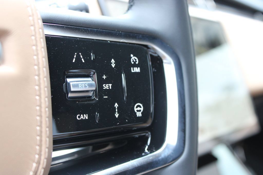 New 2026 Land Rover Range Rover Sport SE AWD/4WD image 14