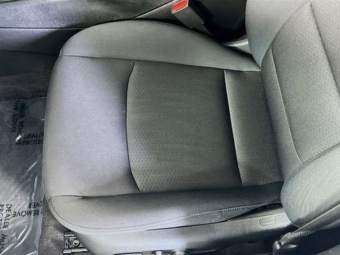 Used 2022 Chevrolet Malibu RS image 19