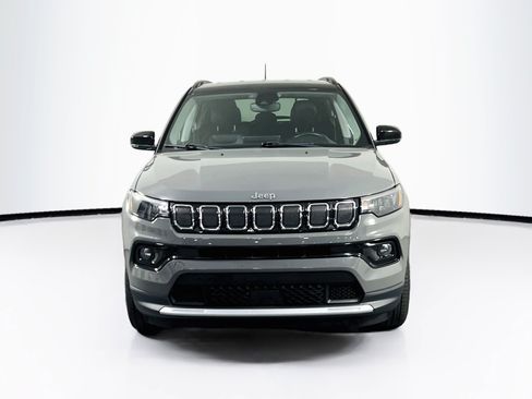 Used 2022 Jeep Compass Limited AWD/4WD image 2