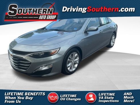 Used 2024 Chevrolet Malibu LT FWD image 1