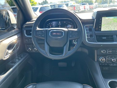 Used 2023 GMC Yukon AT4 AWD/4WD image 28