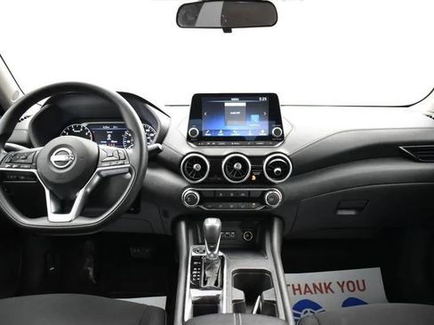 Used 2024 Nissan Sentra SV image 18